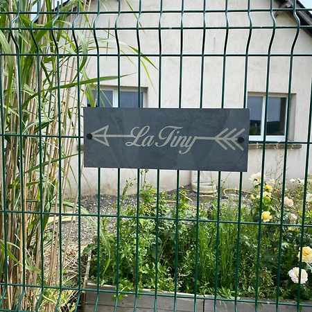 Tiny House Pension Digny Buitenkant foto