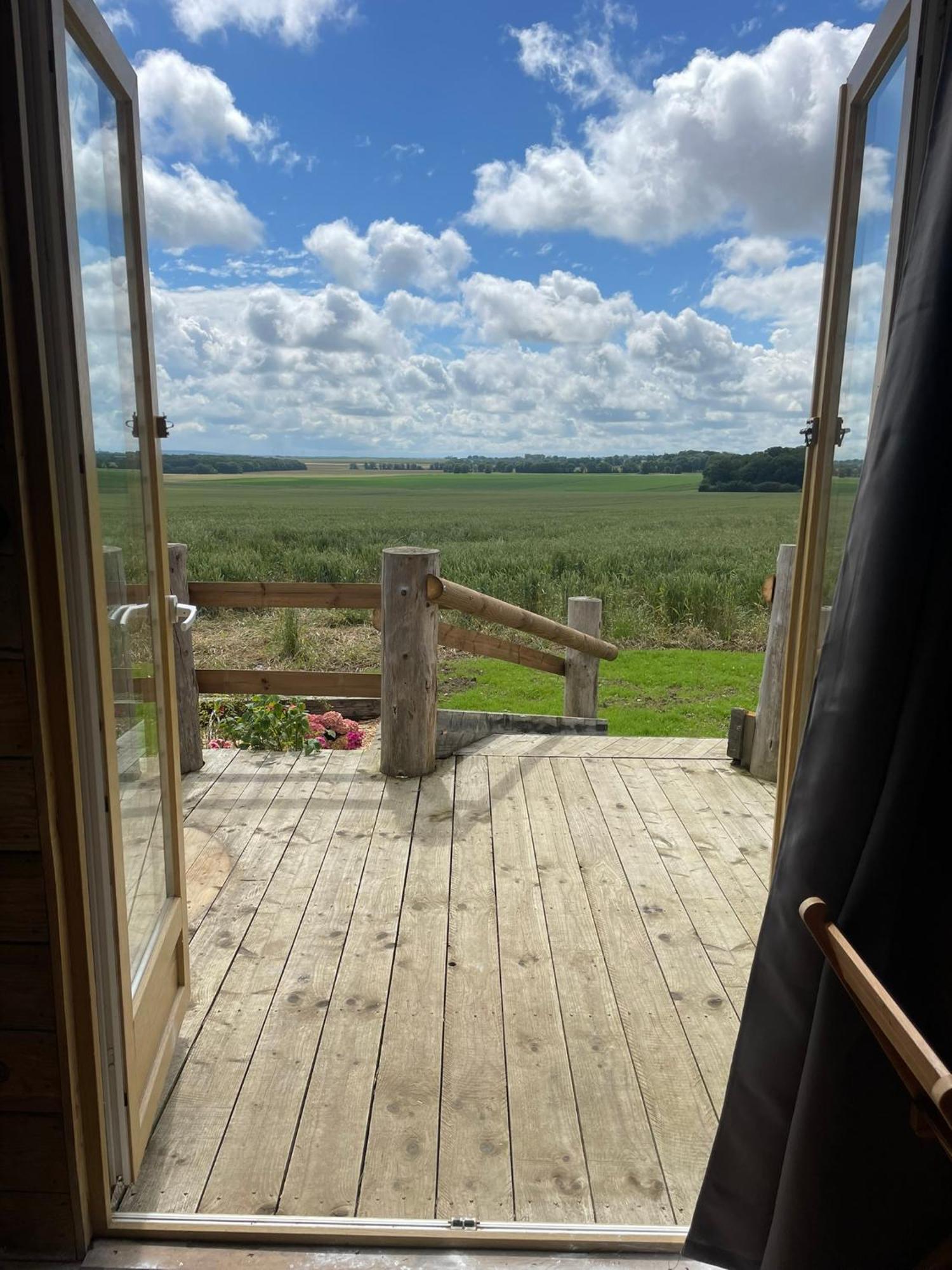 Tiny House Pension Digny Buitenkant foto