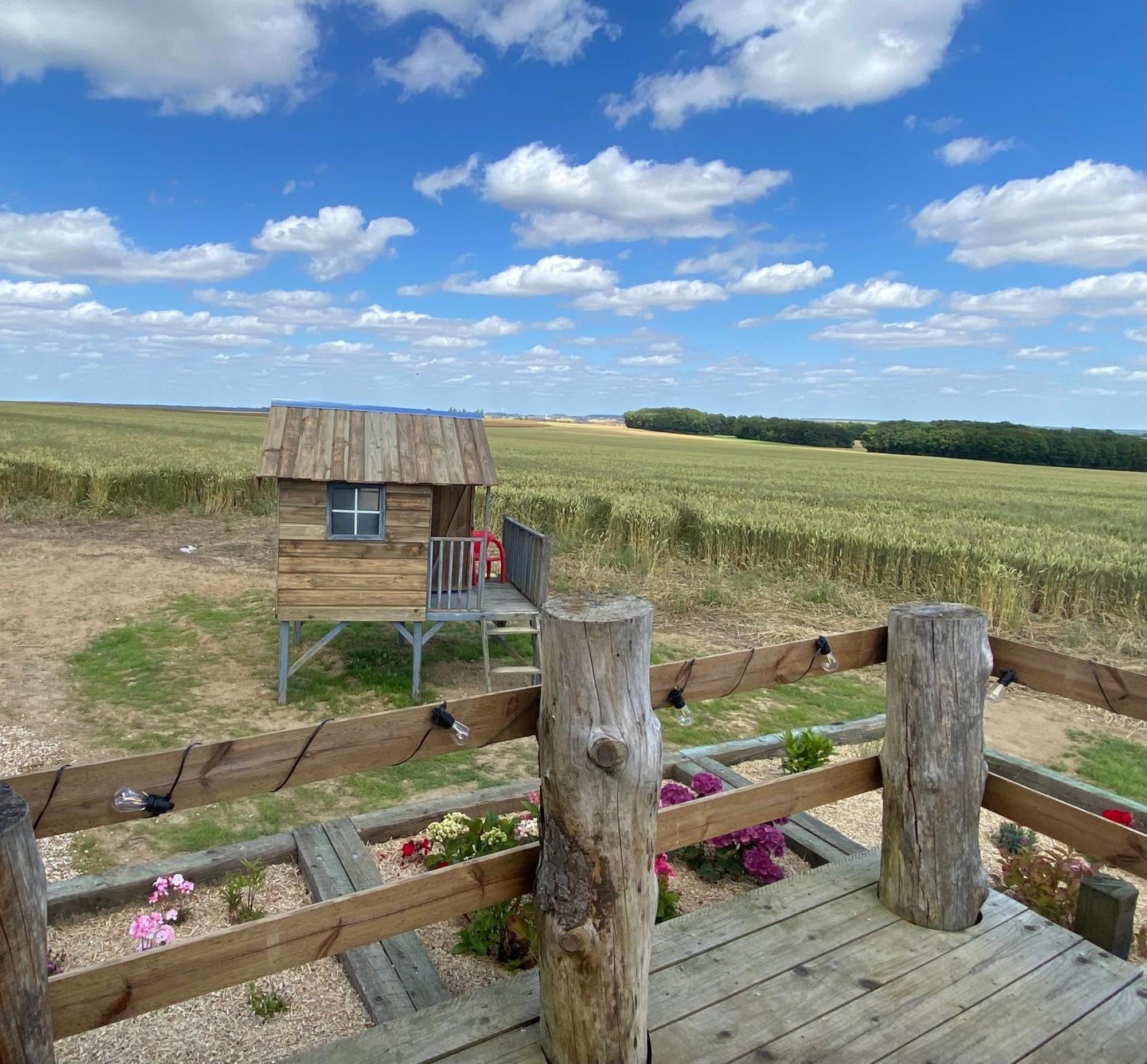 Tiny House Pension Digny Buitenkant foto
